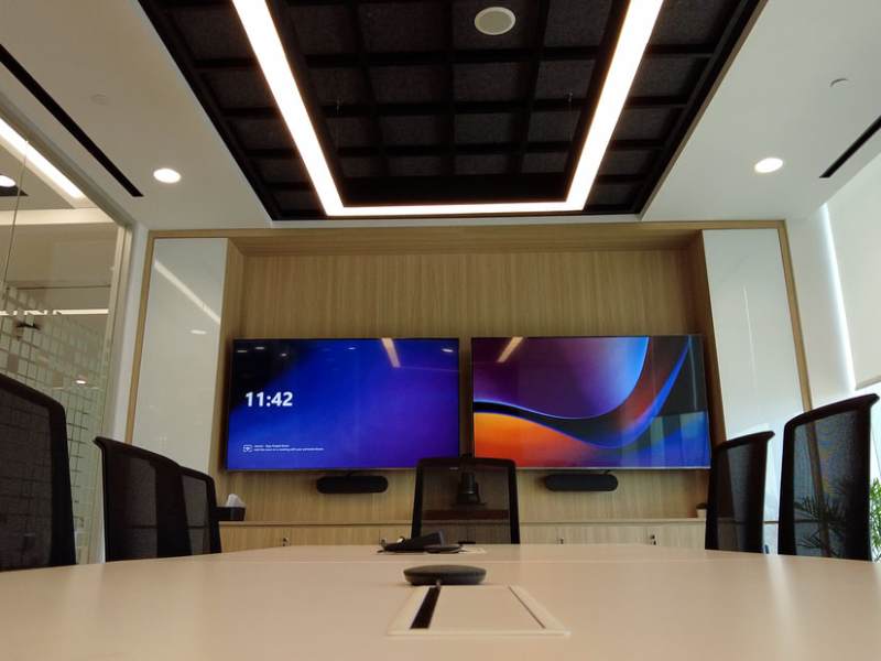 Case Study : Transformasi Ruang Meeting Turner & Townsend oleh PT Rapvision Digital&nbsp;Media